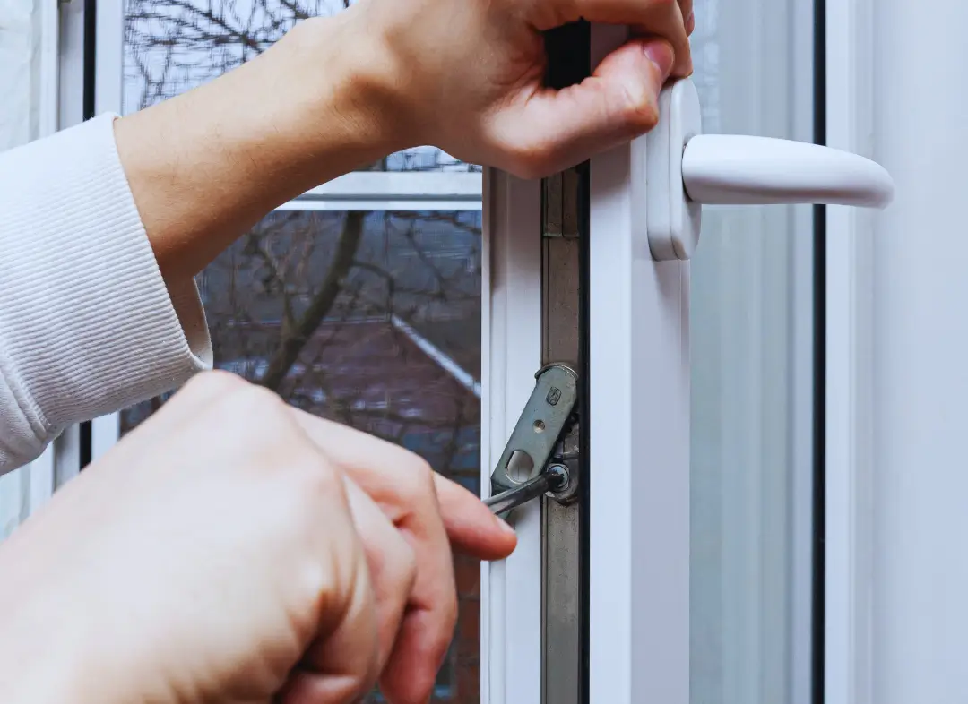 Réparation serrure de fenêtre Les Monts d'Aunay